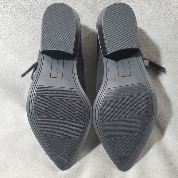 American Eagle Black Faux Suede Ankle Boots with Zipper NWT - Picture 8 of 11